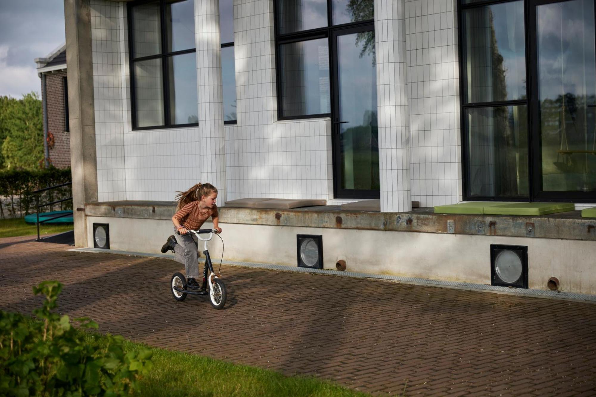 Suvelfabryk Aparthotel Lioessens Exterior foto
